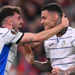 Gianluca Scamacca of Atalanta BC celebrates with Matteo Ruggeri of Atalanta BC ahead of the Atalanta vs