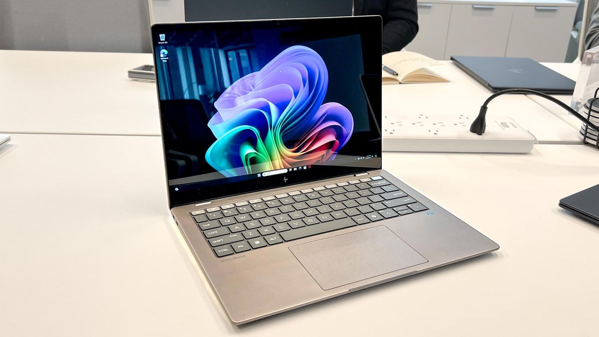 بررسی عملی HP OmniBook X: این مک‌بوک‌های اسنپدراگون X Elite برجسته هستند