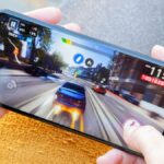 lg g8 playing racing game