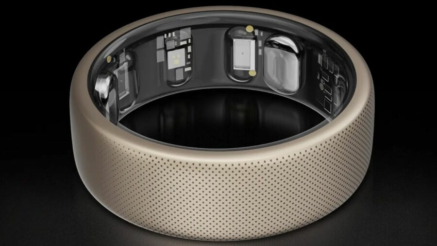 The Amazfit Helio smart ring