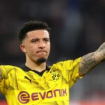 Jadon Sancho of Borussia Dortmund shows appreciation to the fans ahead of PSG vs Borussia Dortmund Champions League semi-final at Wembley