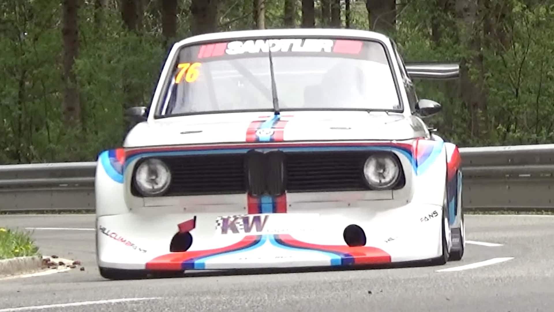 گوش دادن به این BMW 2002 Hillclimb Car Revive تا 10800 RPM