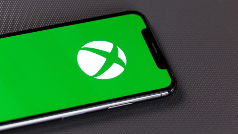 Xbox logo on an iPhone screen