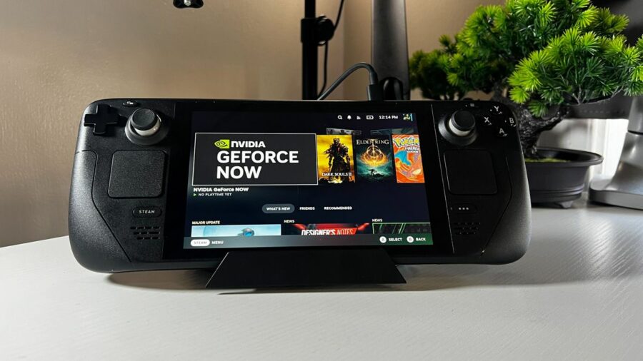 GeForce Now running on a Steam Deck