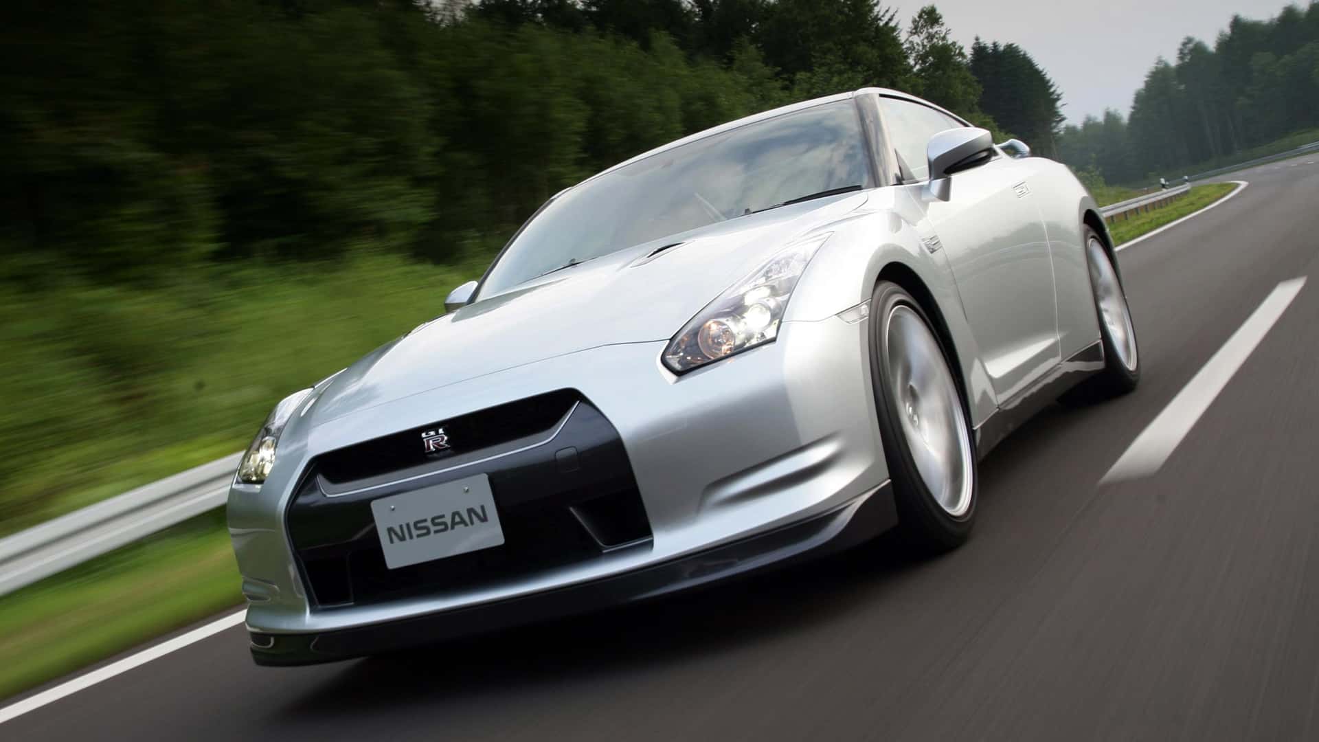 R35 نیسان GT-R ماشین های اسپرت را برای همیشه تغییر داد