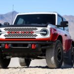 این دو در Ford Bronco Stroppe Edition یک ادای احترام باجا است