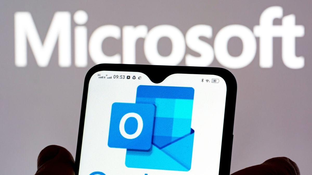 Microsoft Outlook از کار افتاده است – به روز رسانی های زنده در مورد قطعی های بزرگ