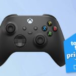 Xbox Core Wireless Gaming Controller