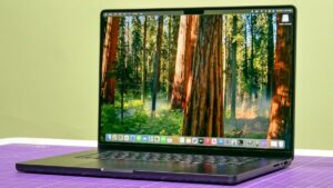 من به تازگی باتری MacBook Pro M4 Pro را آزمایش کردم – و این طولانی ترین لپ تاپ تا کنون است