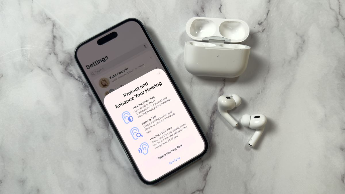 AirPods Pro 2 به شما امکان دسترسی به ویژگی سمعک iOS 18.1 را می دهد. این ویژگی به این صورت است