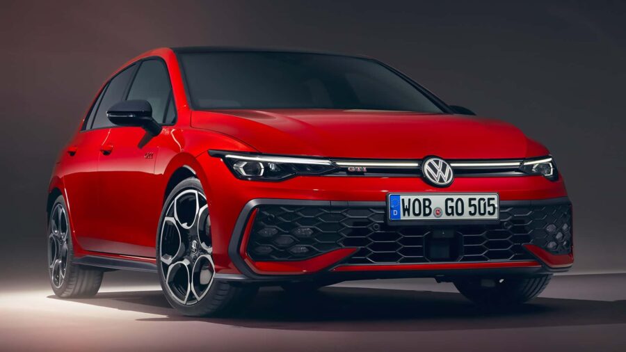 VW Golf GTI 2025 آمریکا قدرت کمتری دارد. در اینجا چرا