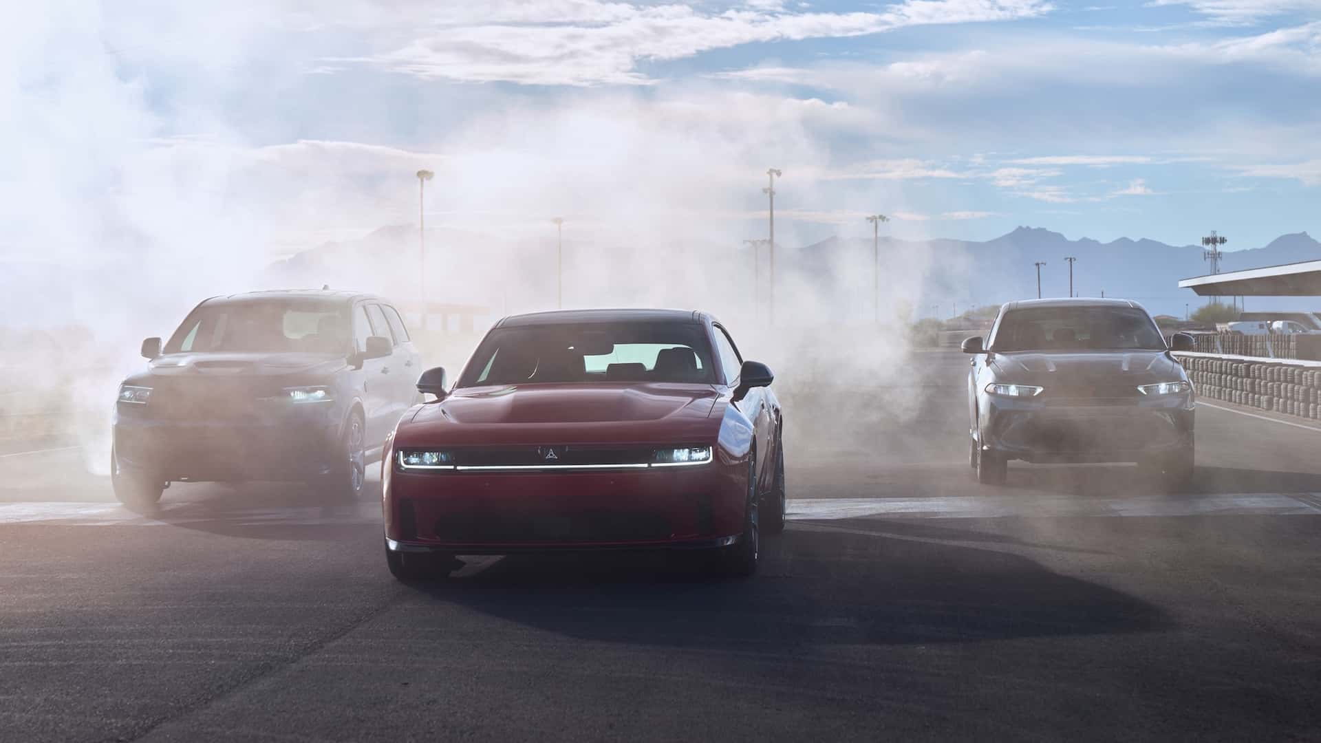 Dodge به دنبال "Badassadors" برای معرفی اتومبیل های خود است Dodge به دنبال "Badassadors" برای معرفی اتومبیل های خود است