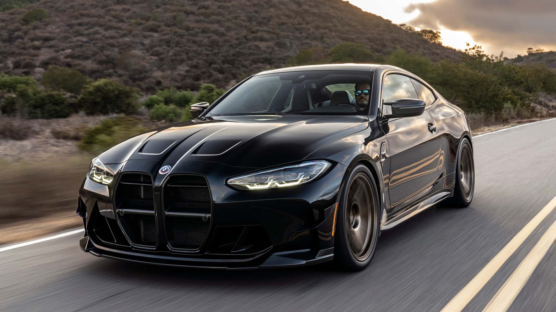 استیو دینان یک BMW M4 بهتر ساخت: بررسی استیو دینان یک BMW M4 بهتر ساخت: بررسی