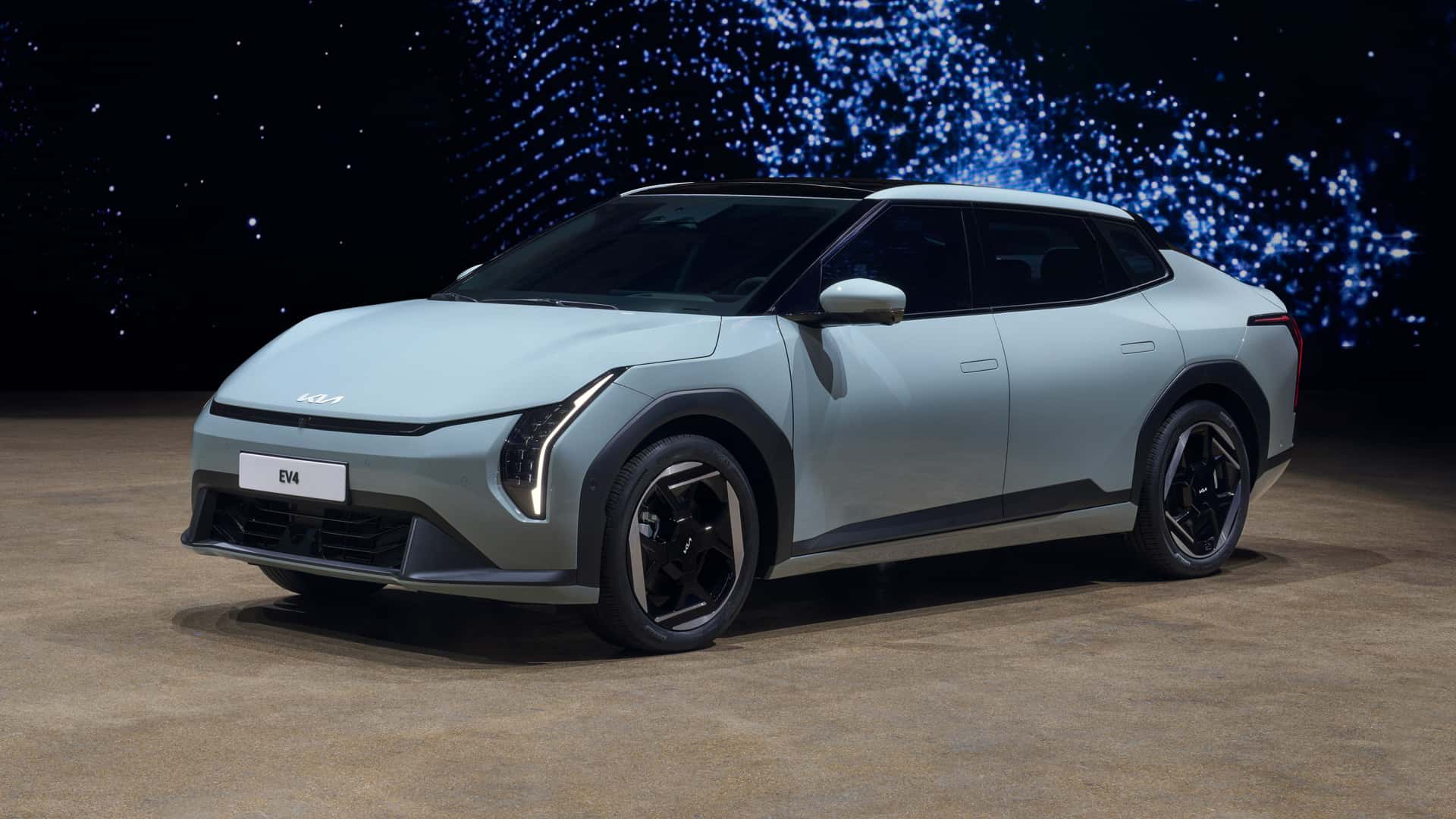 2026 Kia EV4 SODAN و HATCHBACK SUV روند