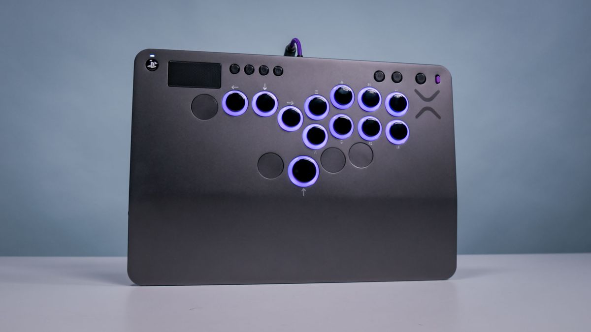 من برای اولین بار یک کنترلر را بدون بلند کردن امتحان کردم - عجیب و شگفت انگیز Victrix Pro KO