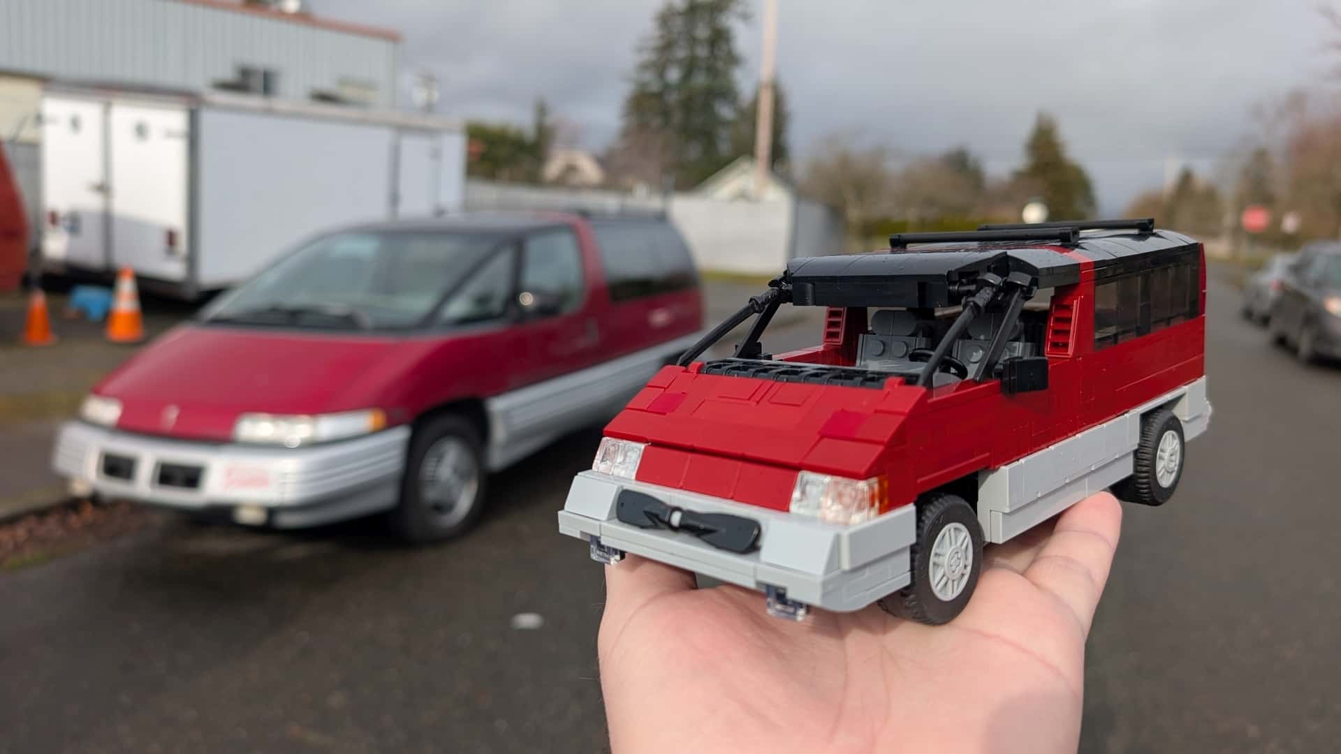 این Pontiac Trans Sport مجموعه جدید LEGO مورد علاقه ما است