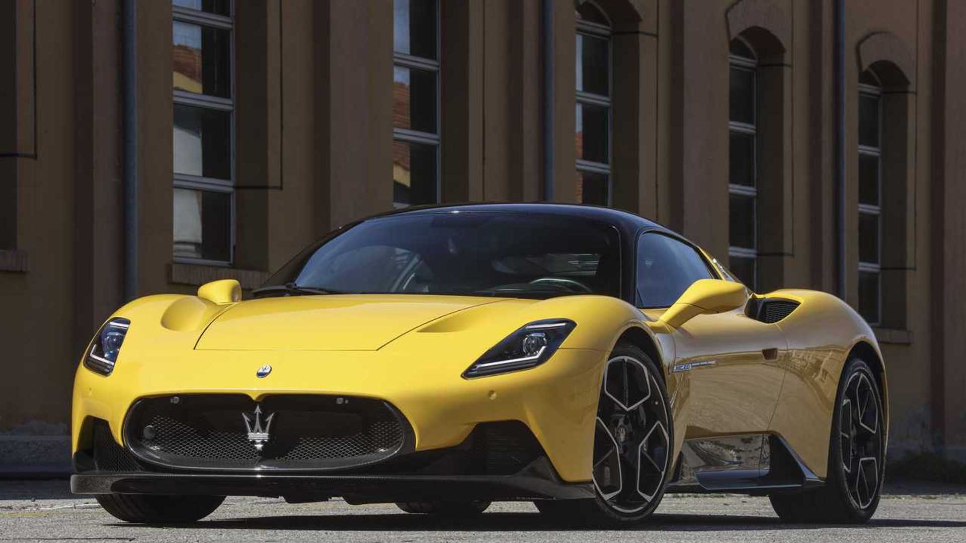 لغو: MC20 برقی MASERATI