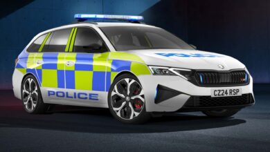 Skoda واگن GTı خود را به یک ماشین پلیس بد تبدیل می کند