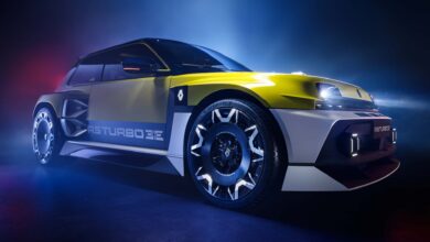 Renault 5 Turbo 3E Electric ‘Mini Super Car’