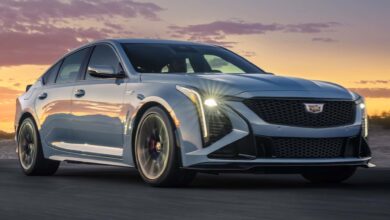 خداحافظ ، Blackwing: Cadillac CT4 و CT5 می توانند محل را با خانه ها جایگزین کنند