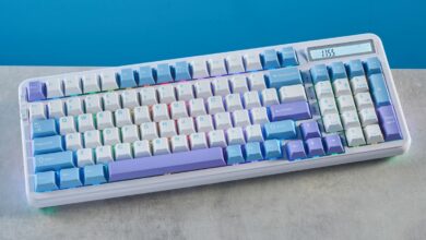 A white and purple Epomaker Cypher96 mechanical keyboard