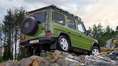 مرسدس G-Class با صندلی های تخته ای و رنگ سبز دهه 80 یکپارچهسازی با سیستمعامل است
